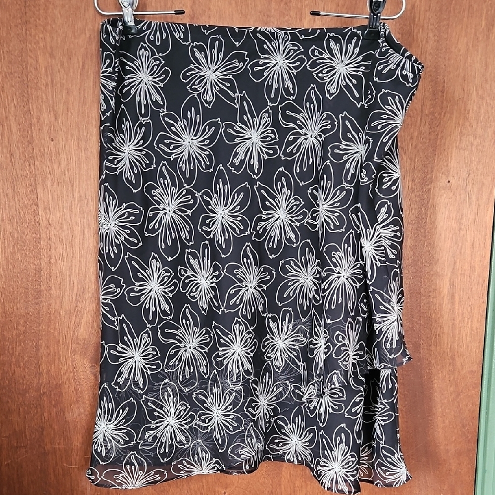 Floral Black and White Skirt